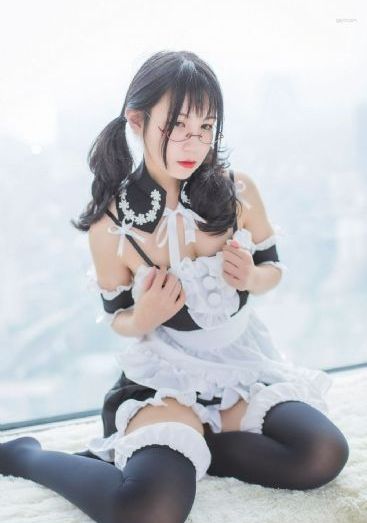宫廷美女杨贵妃在线观看_4K最新电影在线观看