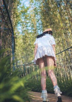 忘年恋曲在线观看_BD在线手机播放